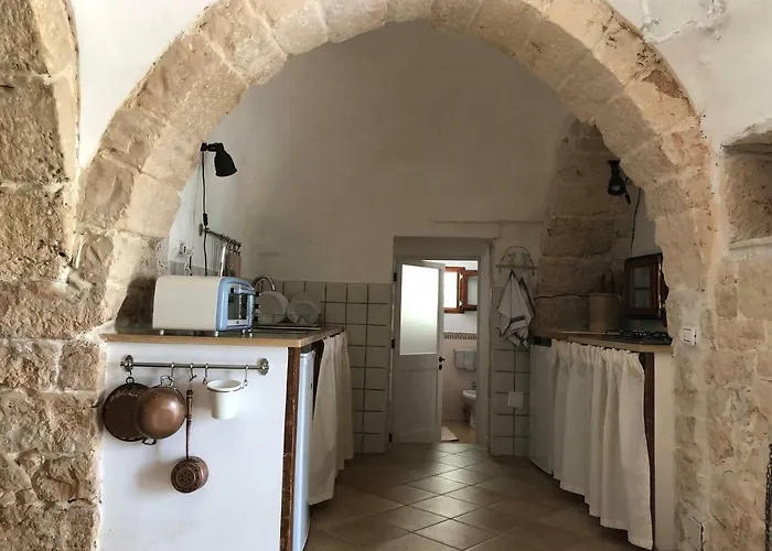 Trullo Alfredo * אוסטוני